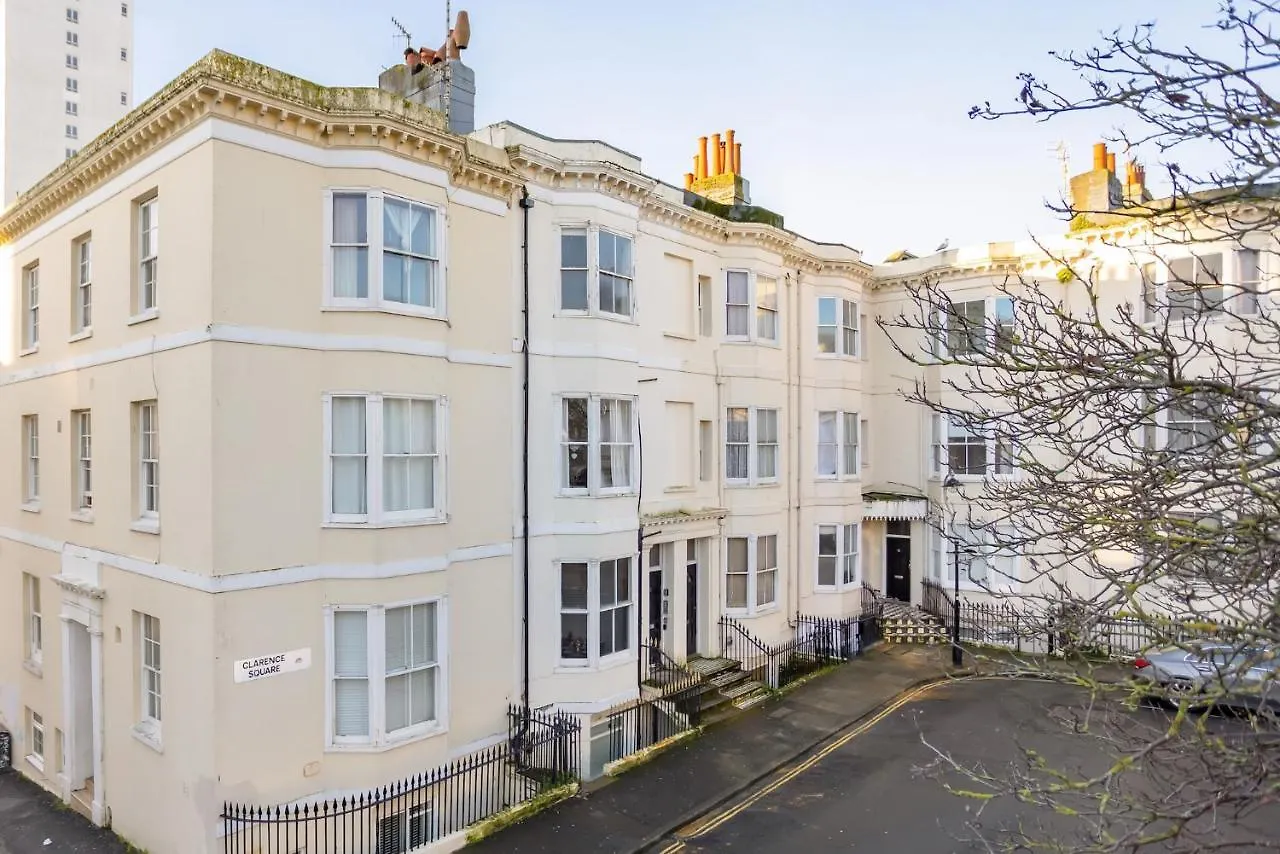 Apartment Serenity Square - Wow Location Central Brighton Sleeps 4