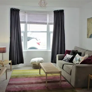  Holiday home Lemon House - Superb Location